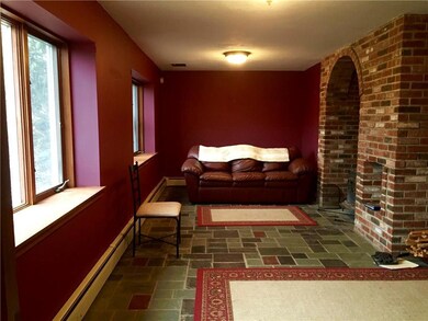 1st level den.