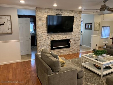 30 Waldron Ave, Staten Island, NY 10301 - photo 2