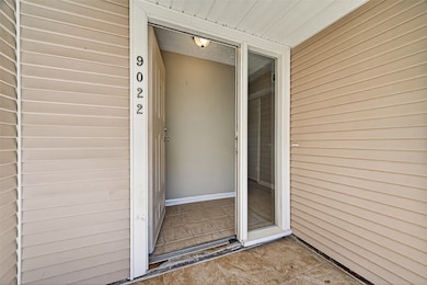 9022 Wilcrest Dr unit 9022, Houston, TX 77099 - photo 7