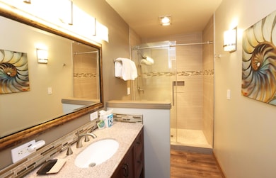 19717 SW Mount Bachelor Dr unit 118, Bend, OR 97702 - photo 6