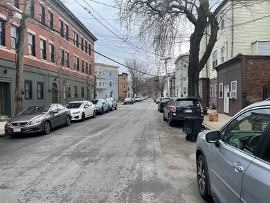 114 Webster Ave unit 114, Cambridge, MA 02141 - photo 4