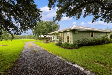 1102 Gecko Rd BB-2