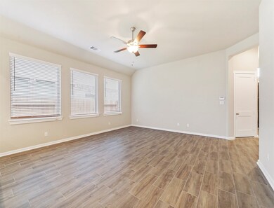 10284 Bayou Oaks Dr, Conroe, TX 77385 - photo 3