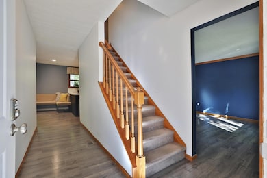 803 Lindenhaven Rd, Columbus, OH 43230 - photo 6