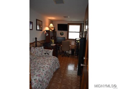 guest room/office main floor