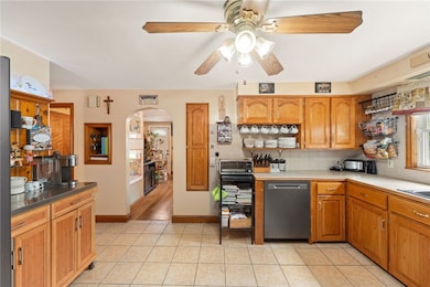 11 Lenox Ave, West Warwick, RI 02893 - photo 3