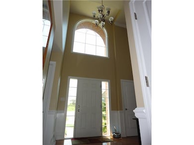 Entry/Foyer.
