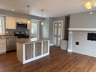 174 High St unit A, Hampton, NH 03842 - photo 2