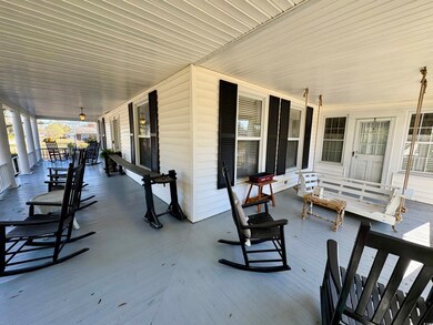 213 S Farr Ave, Andrews, SC 29510 - photo 6