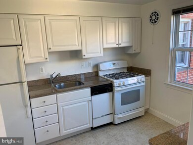 6626 Boulevard View unit A2, Alexandria, VA 22307 - photo 7