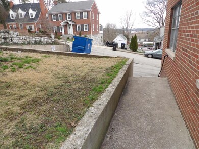 720 Woodland Ave unit 10, Frankfort, KY 40601 - photo 3