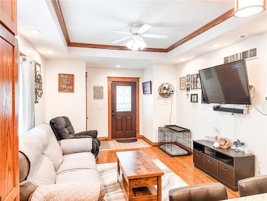 1329 N 4th Ave E, Newton, IA 50208 - photo 6