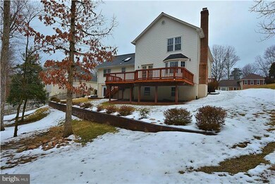 7813 Lakeland Valley Dr, Springfield, VA 22153 - photo 3