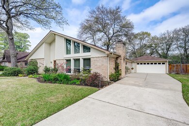 11406 Gatesden Dr, Tomball, TX 77377 - photo 3