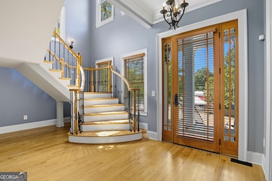 Elegant floating staircase