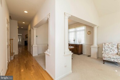 7258 Pebble Creek Dr, Elkridge, MD 21075 - photo 3