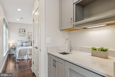 8091 Red Hook St, Rockville, MD 20855 - photo 7