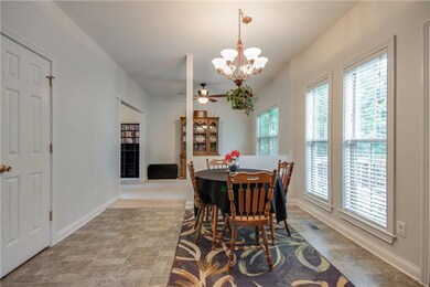 Eat-in area in kitchen