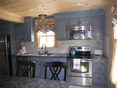 22 Staples Ln, Blackstone, MA 01504 - photo 3