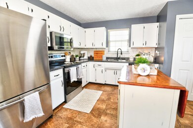 175 Christina Dr, Salvisa, KY 40372 - photo 6