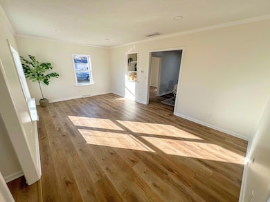 1099 Shonat St, Muskegon, MI 49442 - photo 5