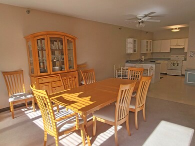 70 Arbor Hill Common unit 14, Brattleboro, VT 05301 - photo 4