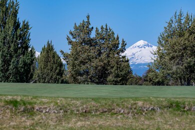 65827 Sage Canyon Ct unit 175, Bend, OR 97701 - photo 2