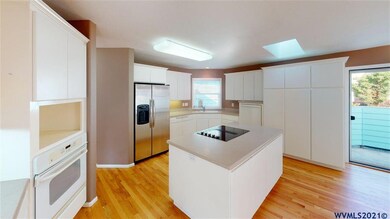 2045 Chase Loop SW, Albany, OR 97321 - photo 7