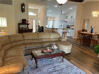 574 Periwinkle Dr, Sebastian, FL 32958 - photo 2