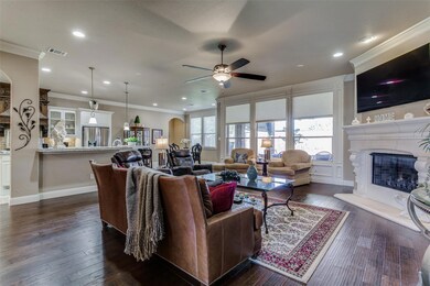 8613 Shadywood Ln, North Richland Hills, TX 76182 - photo 4