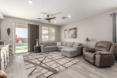 08 Great room