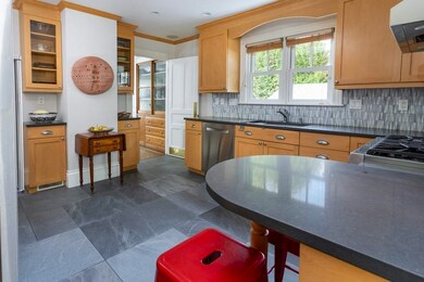 18 Meredith Ave, Newton Highlands, MA 02461 - photo 6