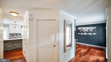 11716 Scarlet Leaf Cir, Germantown, MD 20876 - photo 2