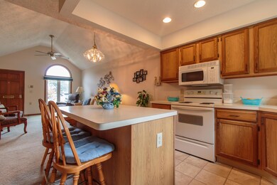 5784 Thada Ln, Columbus, OH 43229 - photo 6