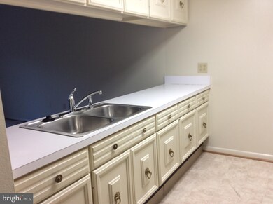 3632 Gleneagles Dr unit 81G, Silver Spring, MD 20906 - photo 7