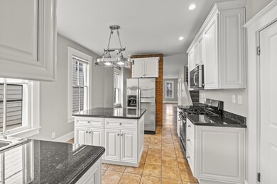 kitchen 02