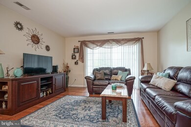 303 Firethorne Ct unit 303, Sewell, NJ 08080 - photo 6