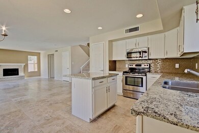 Kitchen Picture 2