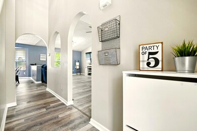 400 Oak Breeze Dr, Columbus, OH 43207 - photo 3