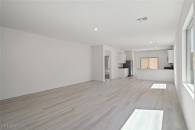 2612 Lily Point St, Las Vegas, NV 89156 - photo 3
