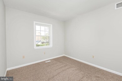 9719 Whiskey Run, Laurel, MD 20723 - photo 5