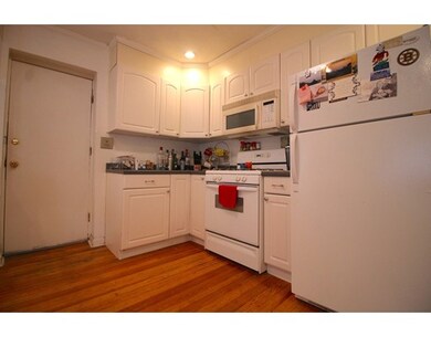 21 Moon St unit 6, Boston, MA 02113 - photo 7