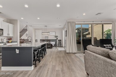 03 Kitchen & Dining- 3812 E Sabra Ln