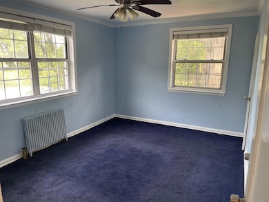 78-05 Park Dr E unit 4B, Kew Gardens Hills, NY 11367 - photo 5