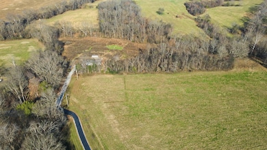 2535 Toler Ct, Woodlawn, TN 37191 - photo 4