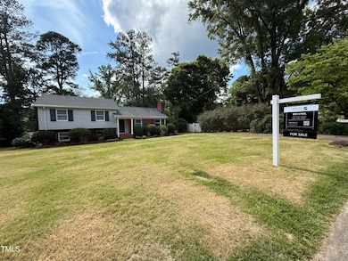 4813 Glen Forest - Front Yard 1