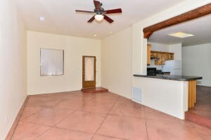Livingroom & Kitchen Entrance