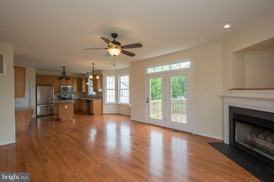 10420 Woodlake Ct, Spotsylvania, VA 22553 - photo 5