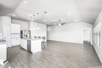 1117 Amber Lake, Seguin, TX 78155 - photo 6