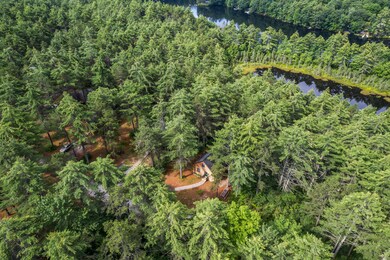 10 Log Cabin Ln_111